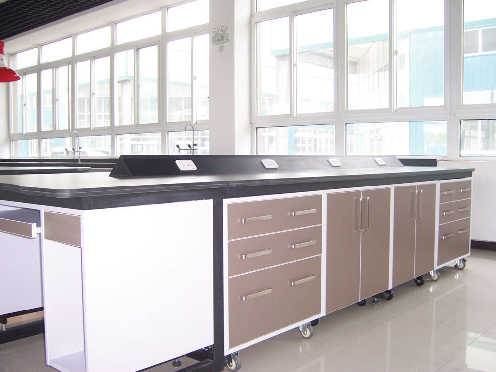 鋼木實(shí)驗(yàn)臺(tái)、化學(xué)實(shí)驗(yàn)臺(tái)、邊臺(tái)、中央實(shí)驗(yàn)臺(tái)、生物實(shí)驗(yàn)臺(tái)