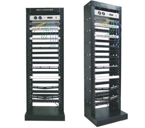 LG-BSJ01型 數(shù)據(jù)中心布線實(shí)訓(xùn)裝置