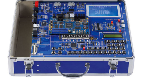 大規(guī)模EDA/SOPC綜合實驗開發(fā)系統(tǒng)